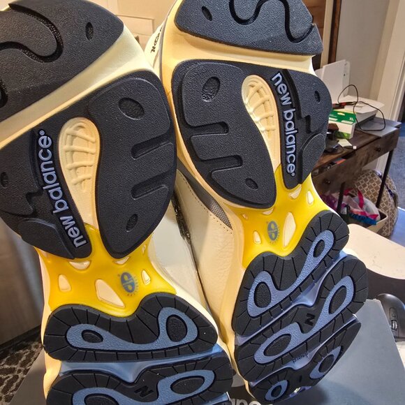 New Balance 1000 Sea Salt Heron Blue M1000CA Shoes Sneakers Mens Size 10 NEW - Picture 10 of 11